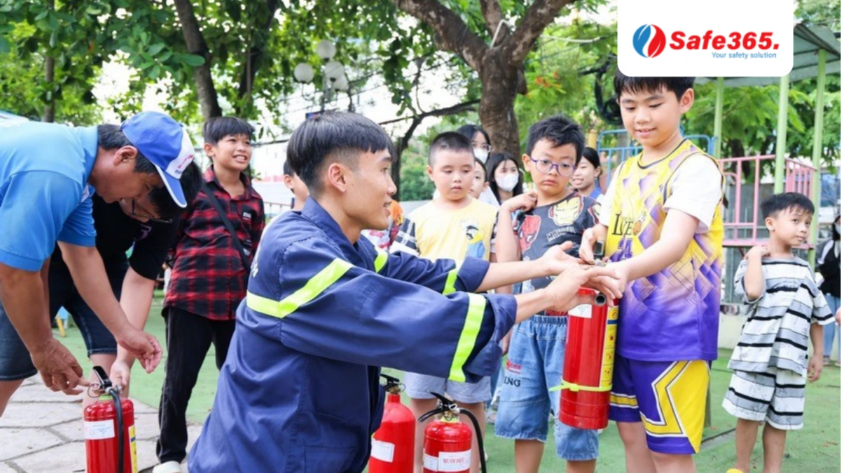 Hướng dẫn sử dụng bình chữa cháy bột cho trẻ em an toàn, hiệu quả