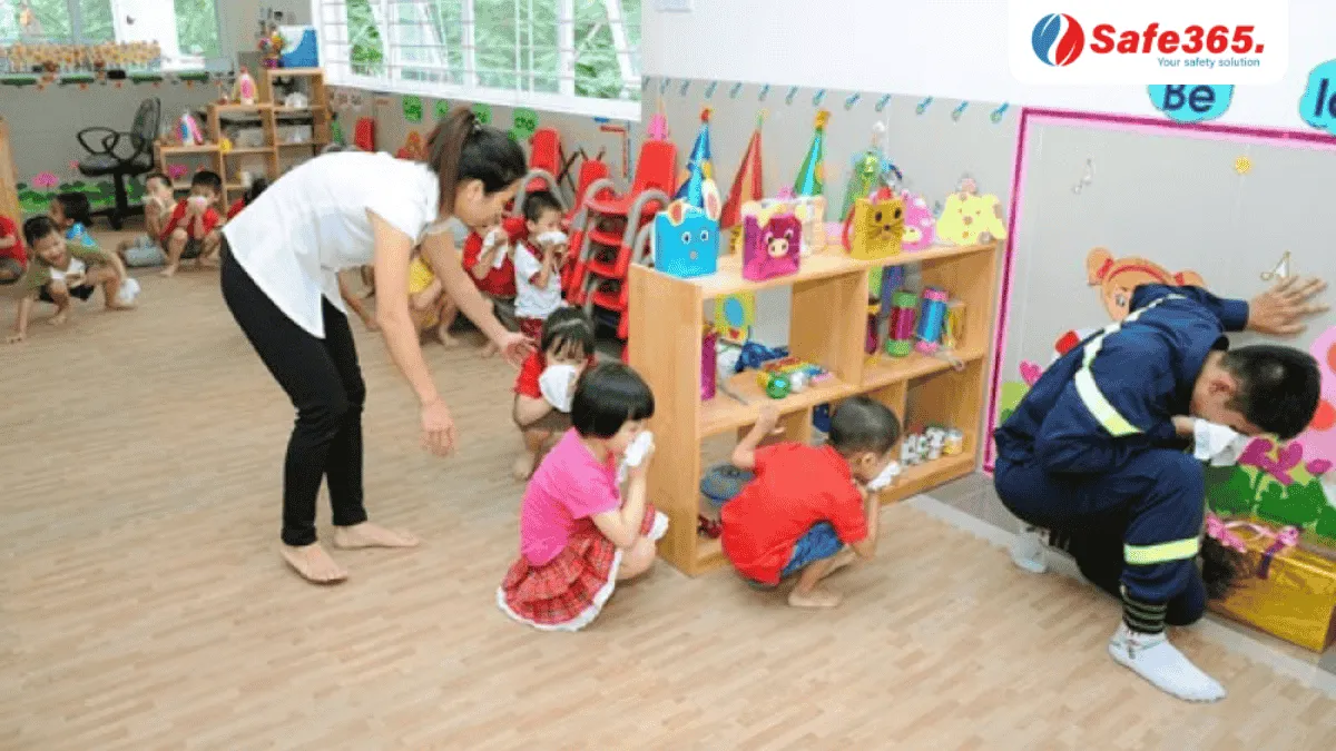 Thiết kế lối thoát hiểm PCCC cho nhà trẻ & mẫu giáo Tổ chức huấn luyện cho trẻ